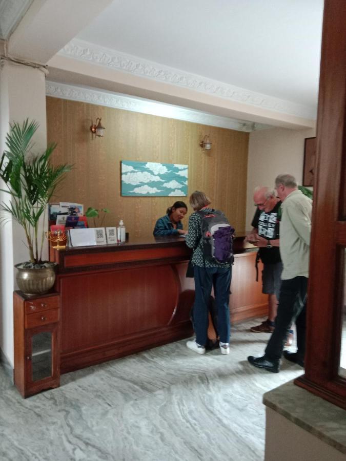 Hotel Lotus Garden Kathmandu Bagian luar foto