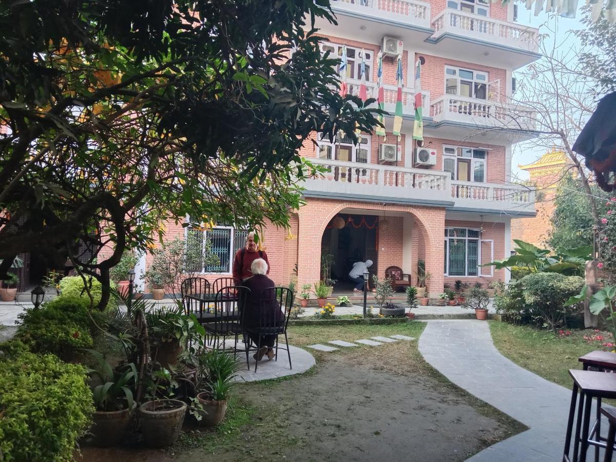 Hotel Lotus Garden Kathmandu Bagian luar foto