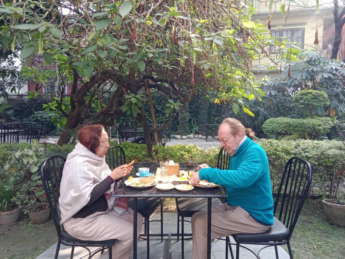 Hotel Lotus Garden Kathmandu Bagian luar foto